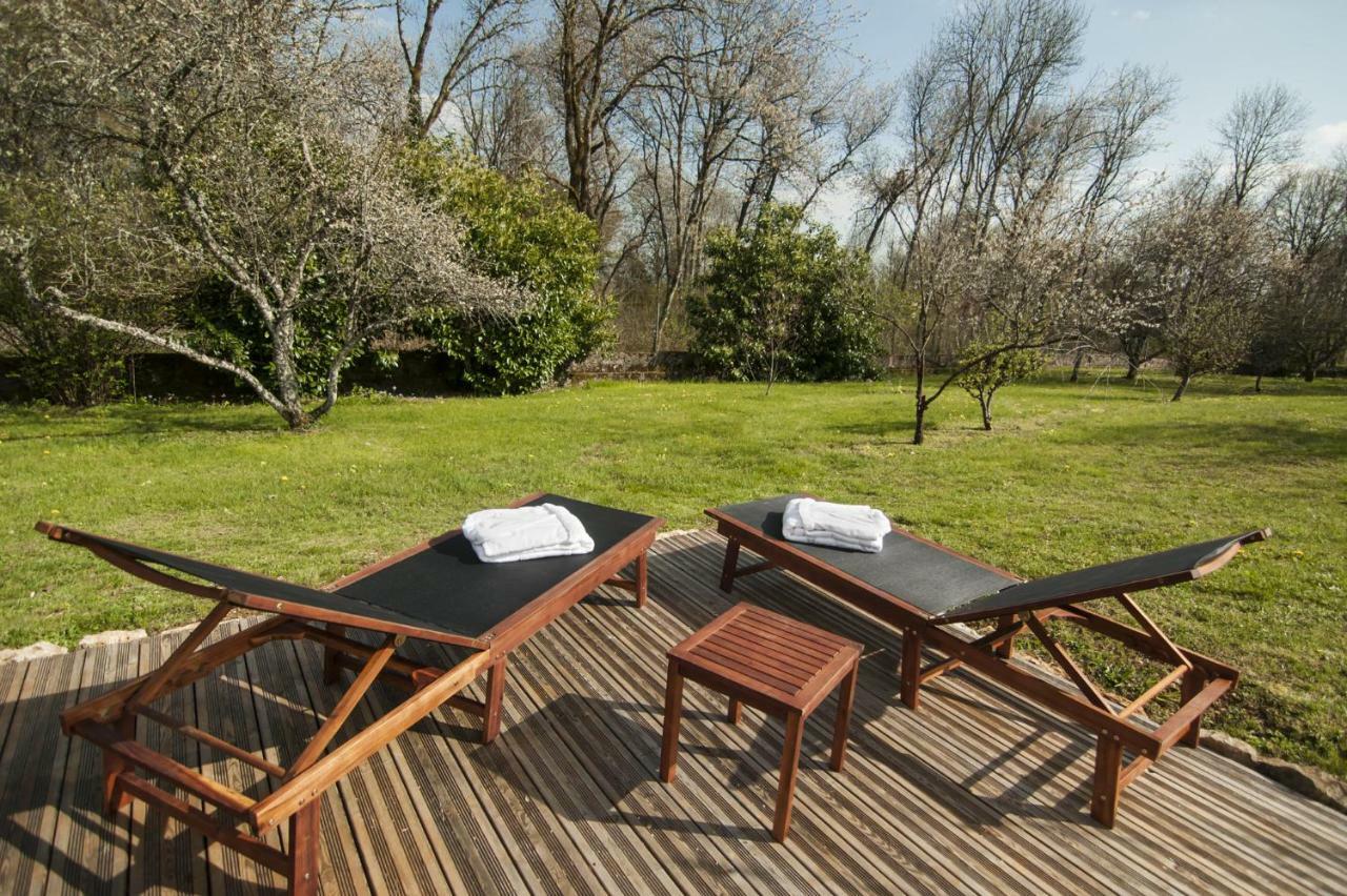 Jardin Des Sens, La Rente D'Eguilly Acomodação com café da manhã Exterior foto