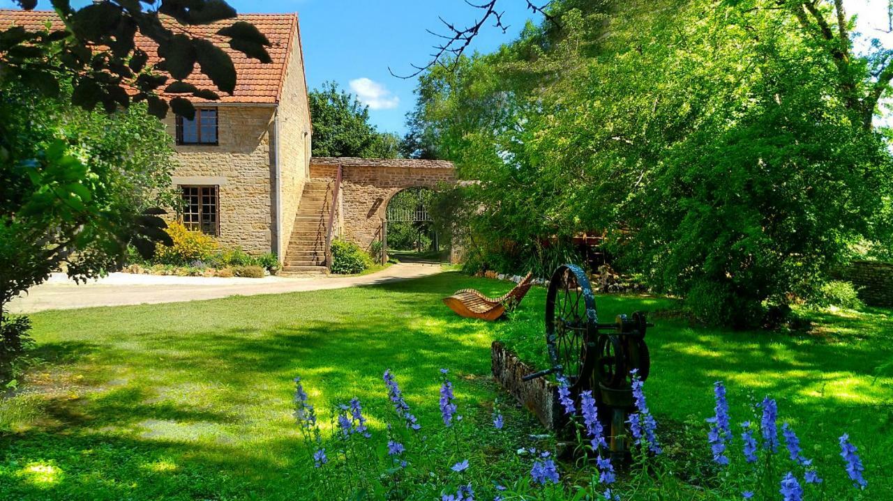Jardin Des Sens, La Rente D'Eguilly Acomodação com café da manhã Exterior foto